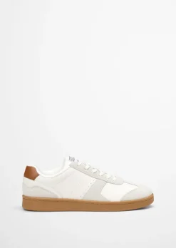 Buty sportowe wykonane z delikatnej skóry bydlęcej