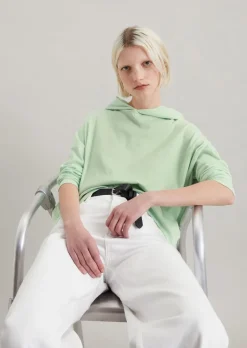 Luźna bluza z kapturem Wykonana z miękkiego prążkowanego dżerseju