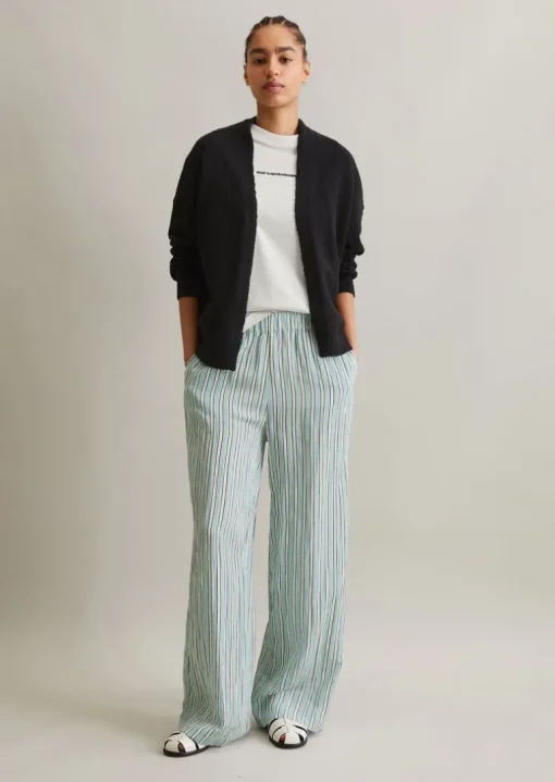 Luźny kardigan wykonane z przędzy Cotton-Slub