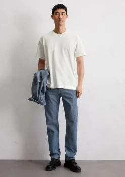 Model jeansów Kalmo Chino wykonana z elastycznej mieszanki bawełny organicznej i konopi