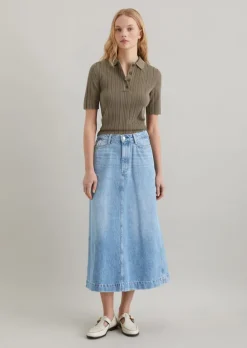 Prążkowana koszulka polo slim wykonane z bawełny organicznej