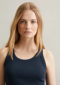 Prążkowany tank top slim wykonana z elastycznego dżerseju z bawełny organicznej