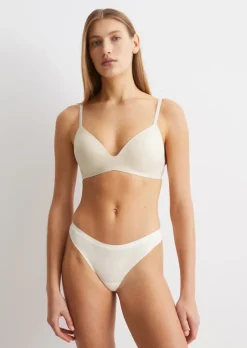 String w opakowaniu po 2 sztuki