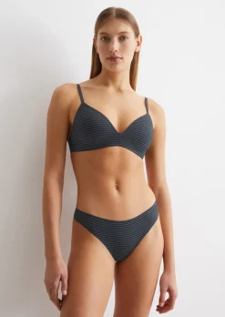 String w opakowaniu po 2 sztuki