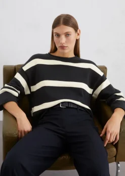 Sweter DfC oversize wykonane z bawełny organicznej