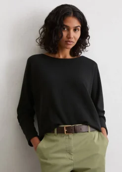 Sweter oversize wykonane z czystej przędzy bawełnianej