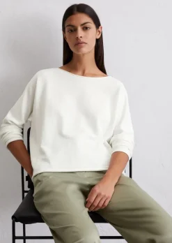 Sweter oversize wykonane z czystej przędzy bawełnianej