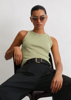 Tank top, fason regular z prążkowanego dżerseju z bawełny organicznej