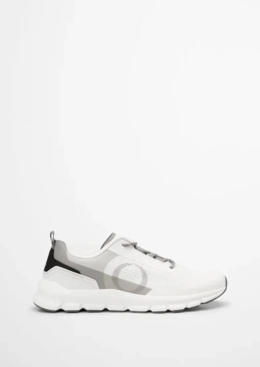 Trampki Wykonane z ultralekkiego materiału