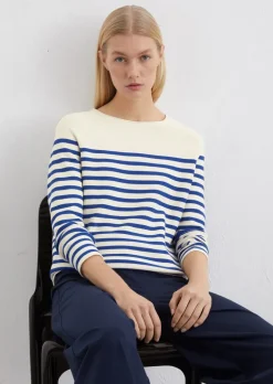 Wąski sweter w paski wykonane z miękkiej bawełny organicznej